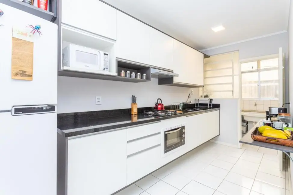 Apartamento com 2 quartos à venda, 84m2 em Menino Deus, Porto Alegre - RS - imagem 8 Foto 8 de Apartamento com 2 quartos à venda, 84m2 em Menino Deus, Porto Alegre - RS