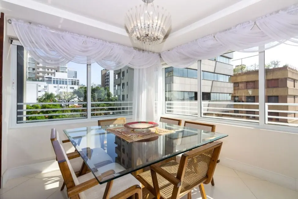 Foto 4 de Apartamento com 2 quartos à venda, 85m2 em Auxiliadora, Porto Alegre - RS