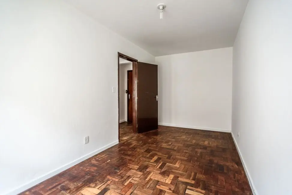 Apartamento com 1 quarto à venda, 49m2 em Teresópolis, Porto Alegre - RS - imagem 3 Foto 3 de Apartamento com 1 quarto à venda, 49m2 em Teresópolis, Porto Alegre - RS