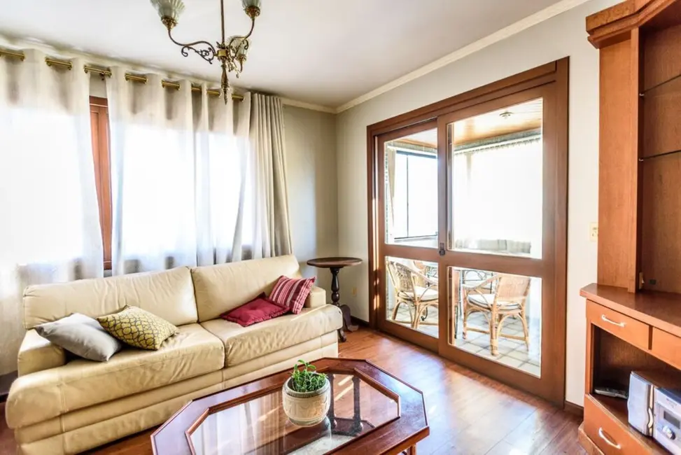 Apartamento com 3 quartos à venda, 123m2 em Petrópolis, Porto Alegre - RS - imagem 5 Foto 5 de Apartamento com 3 quartos à venda, 123m2 em Petrópolis, Porto Alegre - RS