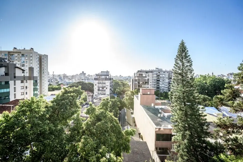 Apartamento com 3 quartos à venda, 123m2 em Petrópolis, Porto Alegre - RS - imagem 8 Foto 8 de Apartamento com 3 quartos à venda, 123m2 em Petrópolis, Porto Alegre - RS