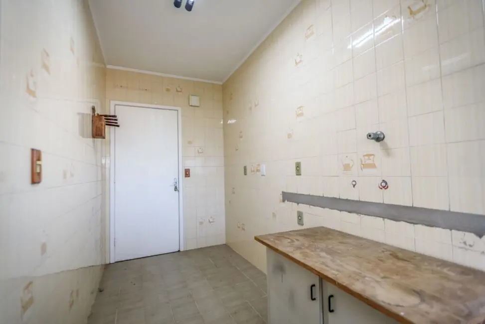 Foto 3 de Apartamento com 3 quartos à venda, 230m2 em Passo da Areia, Porto Alegre - RS