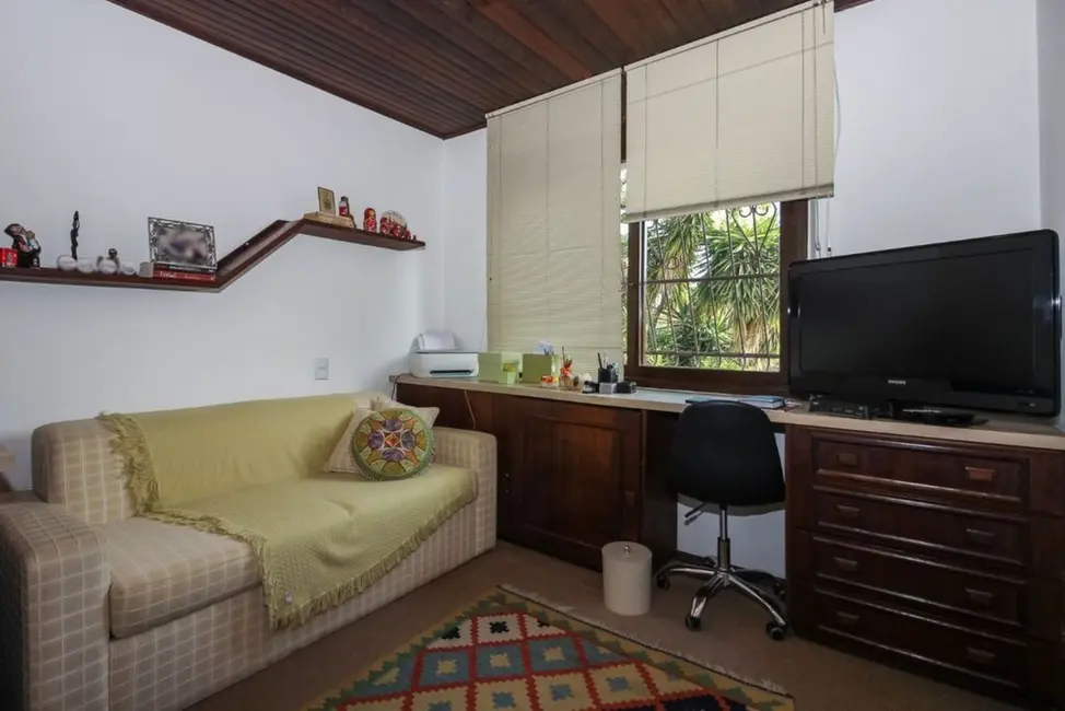 Foto 9 de Casa com 3 quartos à venda, 197m2 em Bom Jesus, Porto Alegre - RS