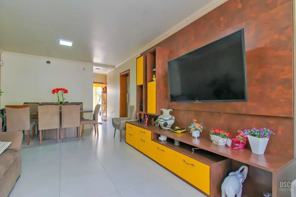 Foto 3 de Casa com 3 quartos à venda, 256m2 em Ipanema, Porto Alegre - RS