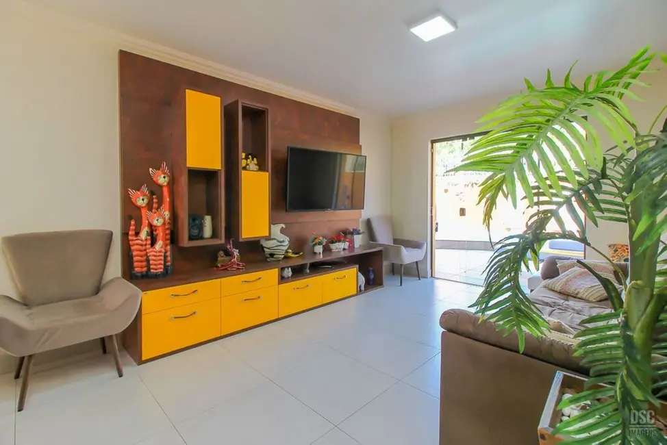 Foto 4 de Casa com 3 quartos à venda, 256m2 em Ipanema, Porto Alegre - RS