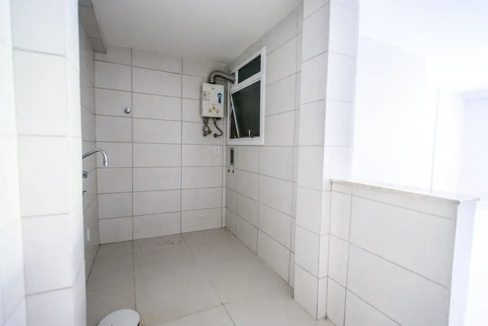 Apartamento com 1 quarto à venda, 30m2 em Centro Histórico, Porto Alegre - RS - imagem 6 Foto 6 de Apartamento com 1 quarto à venda, 30m2 em Centro Histórico, Porto Alegre - RS