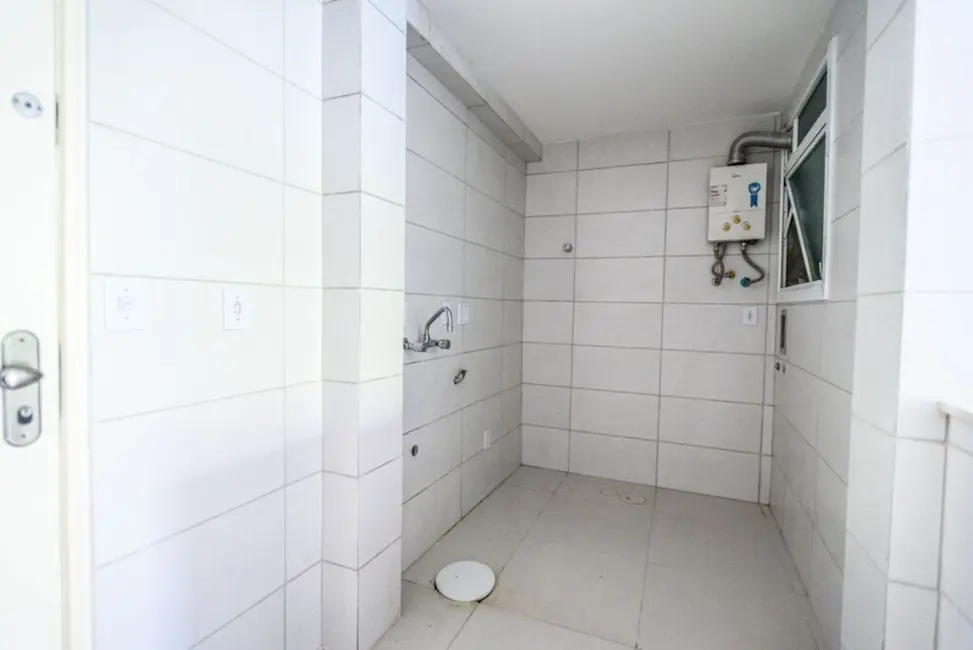 Apartamento com 1 quarto à venda, 30m2 em Centro Histórico, Porto Alegre - RS - imagem 5 Foto 5 de Apartamento com 1 quarto à venda, 30m2 em Centro Histórico, Porto Alegre - RS