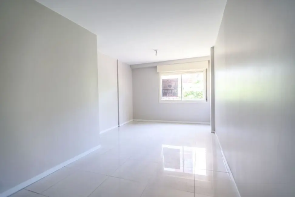 Apartamento com 1 quarto à venda, 30m2 em Centro Histórico, Porto Alegre - RS - imagem 3 Foto 3 de Apartamento com 1 quarto à venda, 30m2 em Centro Histórico, Porto Alegre - RS