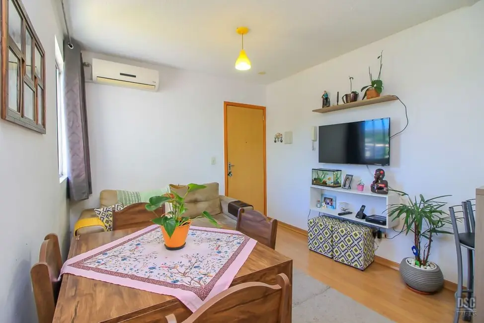 Foto 1 de Apartamento com 2 quartos à venda, 38m2 em Restinga, Porto Alegre - RS