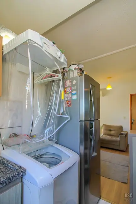 Foto 2 de Apartamento com 2 quartos à venda, 38m2 em Restinga, Porto Alegre - RS