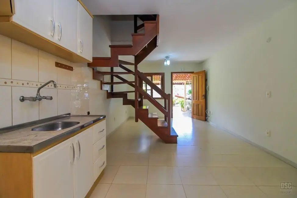 Foto 3 de Casa de Condomínio com 3 quartos à venda, 93m2 em Camaquã, Porto Alegre - RS