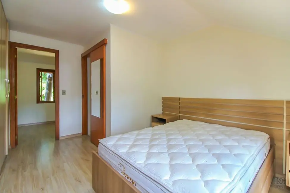 Foto 15 de Casa de Condomínio com 3 quartos à venda, 93m2 em Camaquã, Porto Alegre - RS