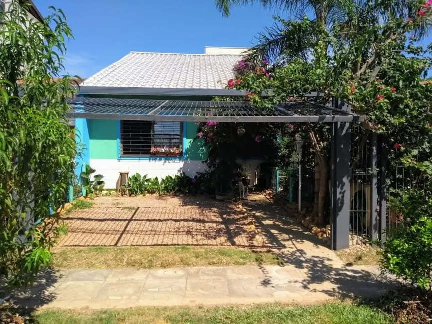 Foto 2 de Casa com 3 quartos à venda, 69m2 em Hípica, Porto Alegre - RS