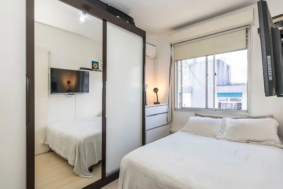 Foto 5 de Apartamento com 2 quartos à venda, 48m2 em Cristal, Porto Alegre - RS