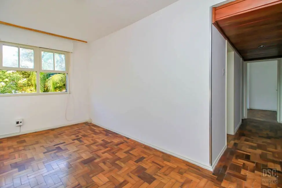 Foto 4 de Apartamento com 2 quartos à venda, 56m2 em Santo Antônio, Porto Alegre - RS