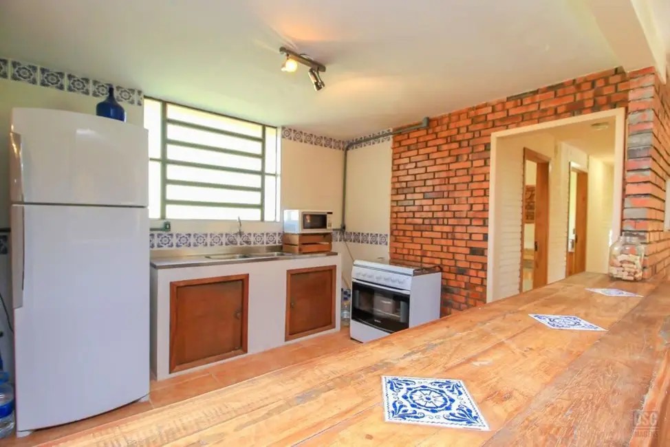 Casa com 3 quartos à venda, 200m2 em Belém Novo, Porto Alegre - RS - imagem 7 Foto 7 de Casa com 3 quartos à venda, 200m2 em Belém Novo, Porto Alegre - RS