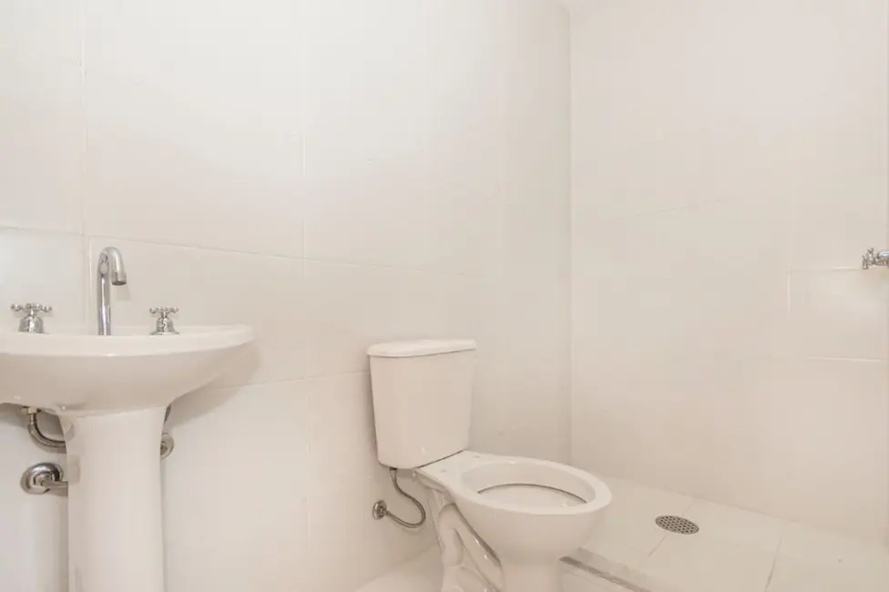 Apartamento com 3 quartos à venda, 71m2 em Agronomia, Porto Alegre - RS - imagem 6 Foto 6 de Apartamento com 3 quartos à venda, 71m2 em Agronomia, Porto Alegre - RS