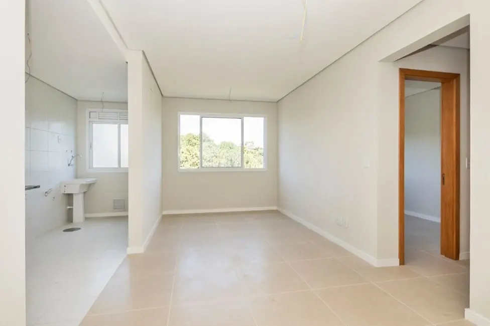 Foto 2 de Apartamento com 2 quartos à venda, 56m2 em Agronomia, Porto Alegre - RS