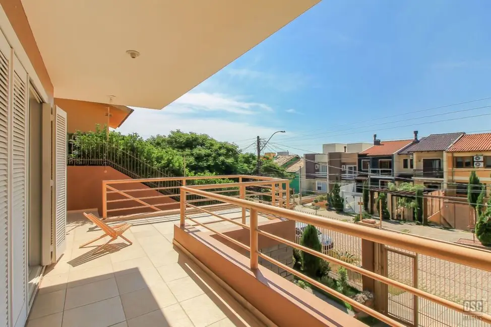 Casa com 3 quartos à venda, 265m2 em Espírito Santo, Porto Alegre - RS - imagem 9 Foto 9 de Casa com 3 quartos à venda, 265m2 em Espírito Santo, Porto Alegre - RS