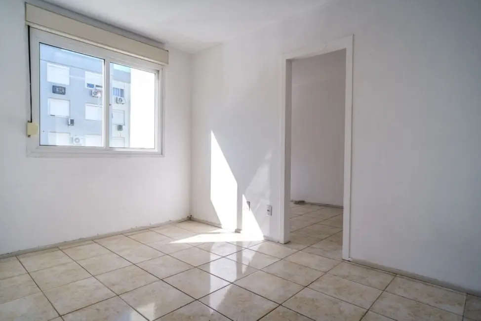 Foto 5 de Apartamento com 1 quarto à venda, 36m2 em Farrapos, Porto Alegre - RS