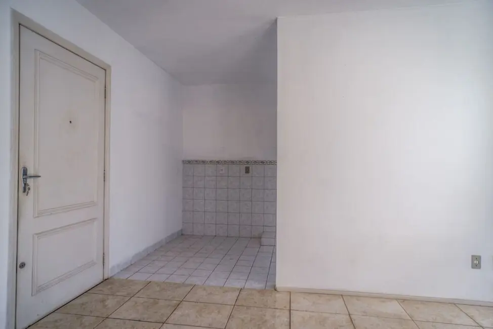 Foto 3 de Apartamento com 1 quarto à venda, 36m2 em Farrapos, Porto Alegre - RS
