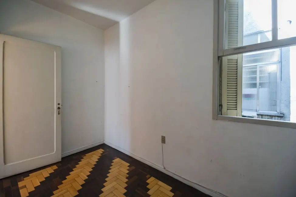 Apartamento com 3 quartos à venda, 88m2 em Bom Fim, Porto Alegre - RS - imagem 8 Foto 8 de Apartamento com 3 quartos à venda, 88m2 em Bom Fim, Porto Alegre - RS