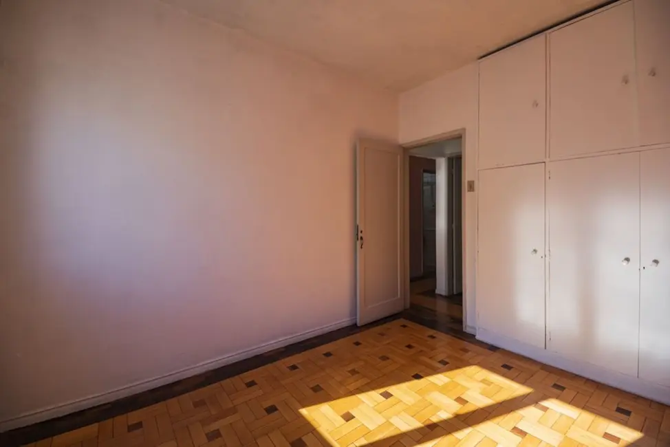Apartamento com 3 quartos à venda, 88m2 em Bom Fim, Porto Alegre - RS - imagem 6 Foto 6 de Apartamento com 3 quartos à venda, 88m2 em Bom Fim, Porto Alegre - RS
