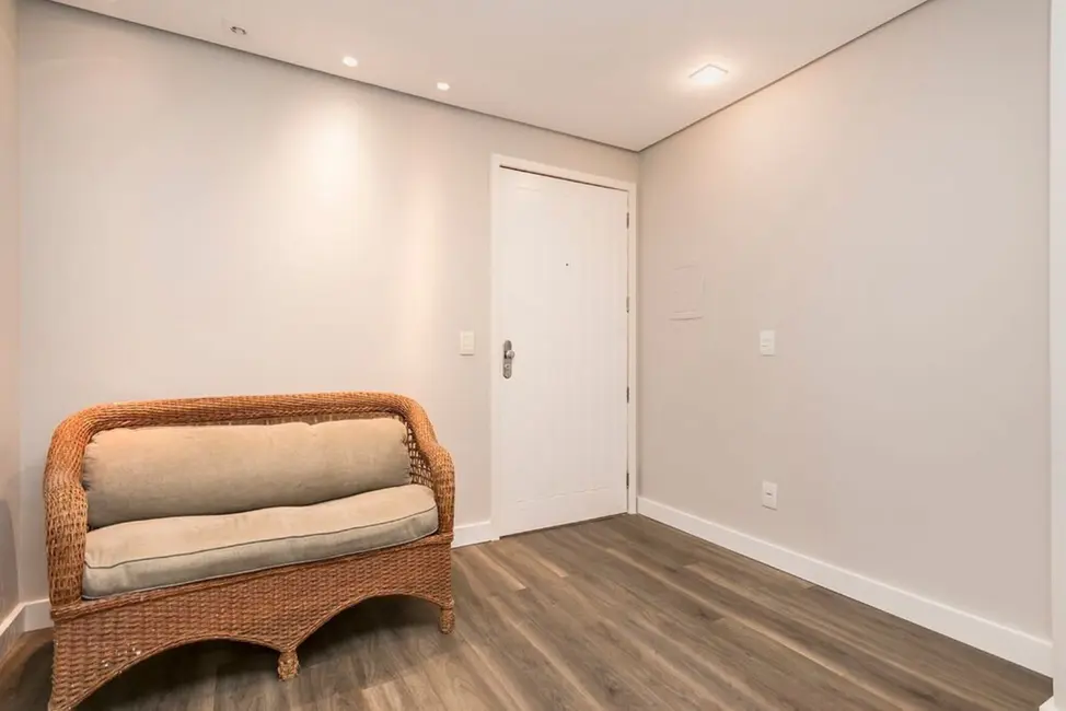 Foto 2 de Sala Comercial à venda, 31m2 em Petrópolis, Porto Alegre - RS
