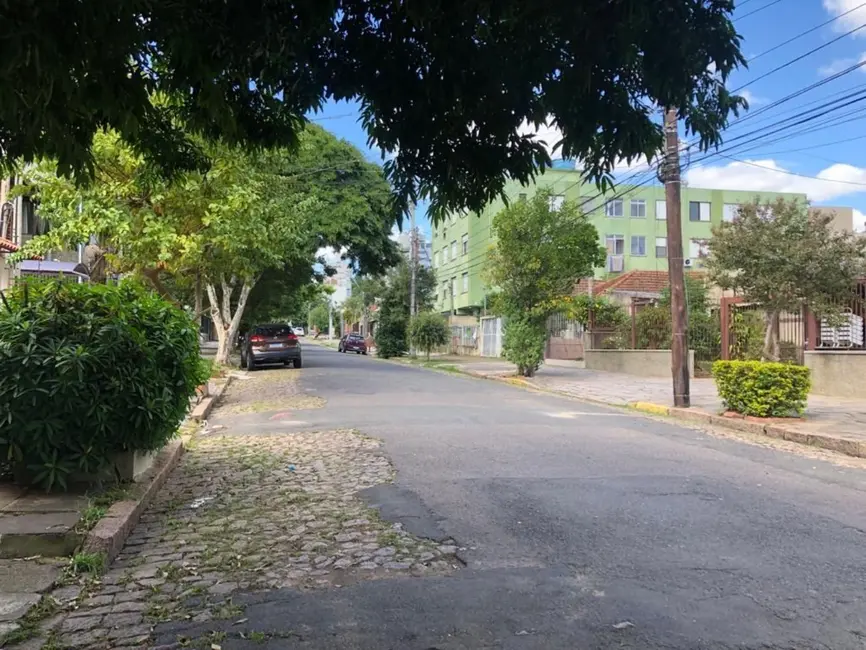 Foto 3 de Terreno / Lote à venda, 86m2 em Jardim Botânico, Porto Alegre - RS