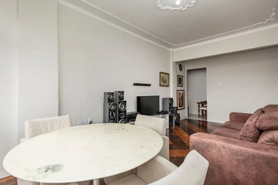 Foto 4 de Apartamento com 2 quartos à venda, 86m2 em Santana, Porto Alegre - RS