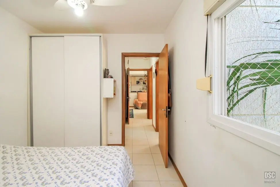 Foto 9 de Apartamento com 2 quartos à venda, 67m2 em Ipanema, Porto Alegre - RS