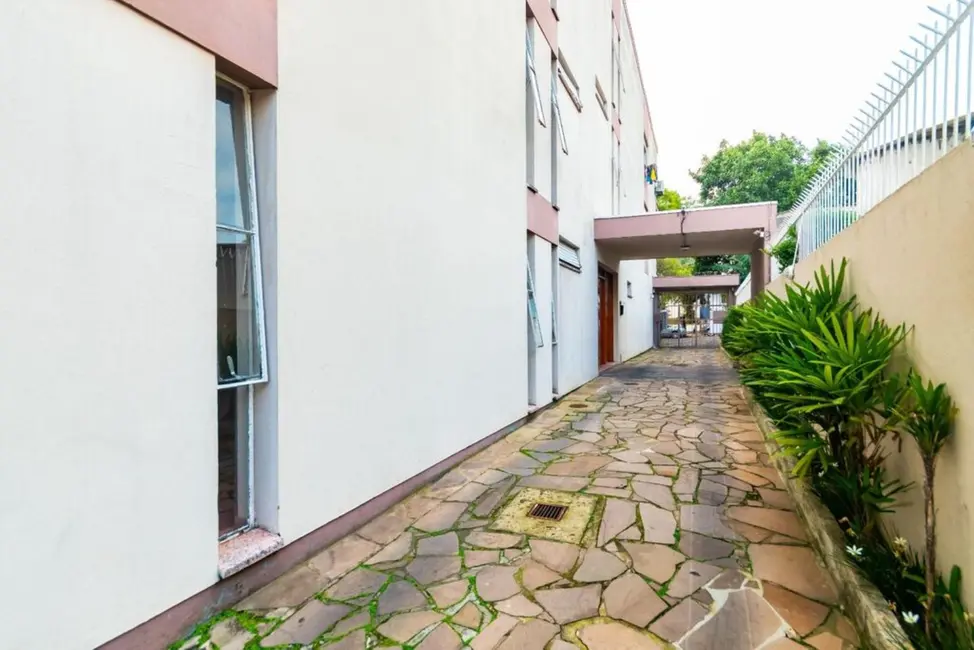 Foto 3 de Apartamento com 1 quarto à venda, 45m2 em Camaquã, Porto Alegre - RS