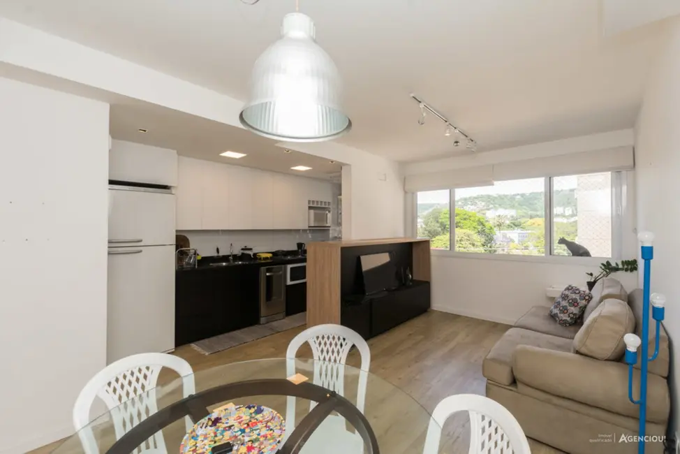 Foto 3 de Apartamento com 2 quartos à venda, 62m2 em Teresópolis, Porto Alegre - RS