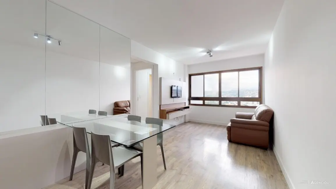 Foto 1 de Apartamento com 2 quartos à venda, 63m2 em Jardim do Salso, Porto Alegre - RS
