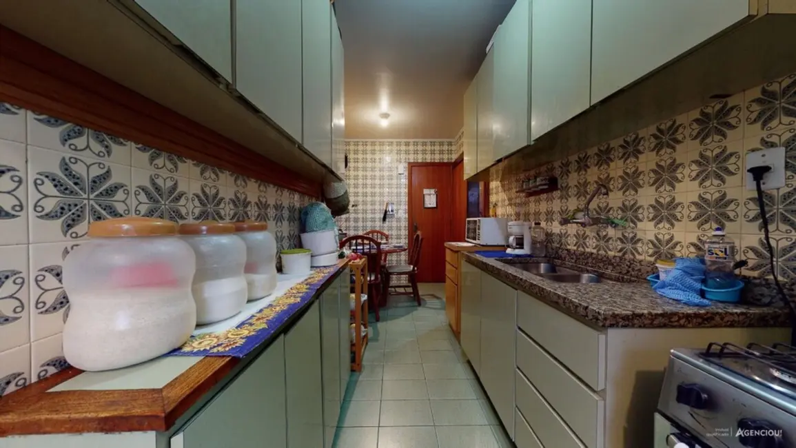 Apartamento com 3 quartos à venda, 104m2 em Petrópolis, Porto Alegre - RS - imagem 9 Foto 9 de Apartamento com 3 quartos à venda, 104m2 em Petrópolis, Porto Alegre - RS
