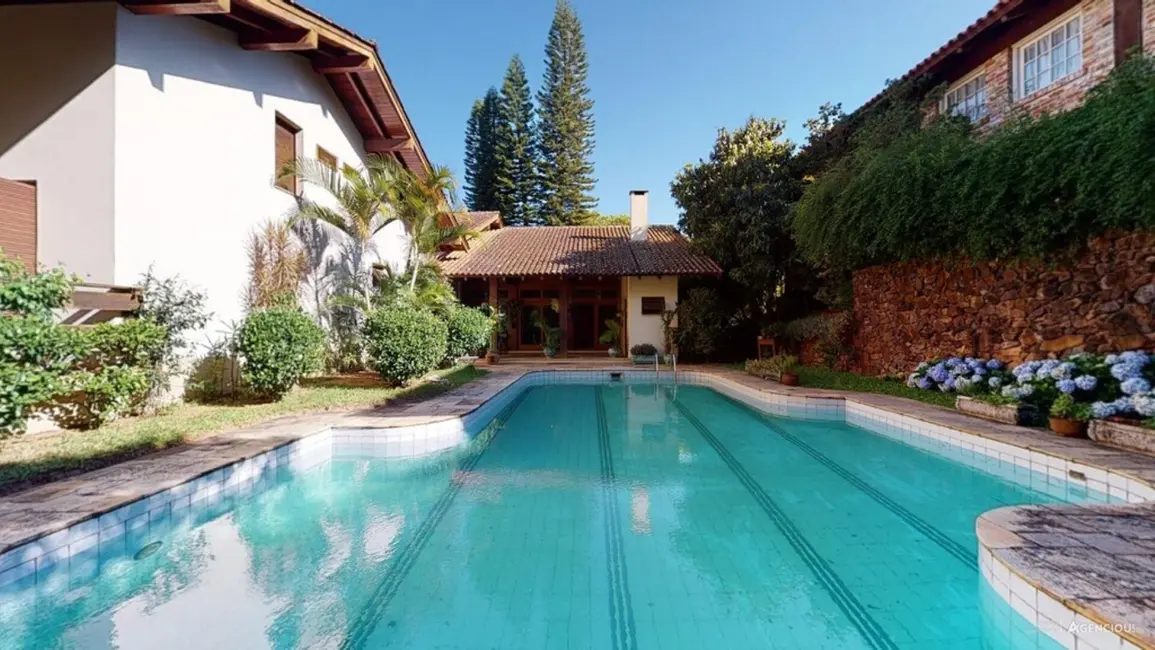 Casa com 4 quartos à venda, 619m2 em Ipanema, Porto Alegre - RS - imagem 5 Foto 5 de Casa com 4 quartos à venda, 619m2 em Ipanema, Porto Alegre - RS