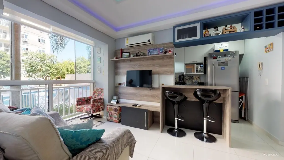 Foto 3 de Apartamento com 2 quartos à venda, 56m2 em Camaquã, Porto Alegre - RS