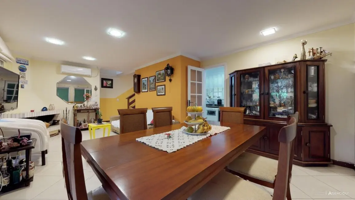 Foto 8 de Casa com 3 quartos à venda, 220m2 em Tristeza, Porto Alegre - RS