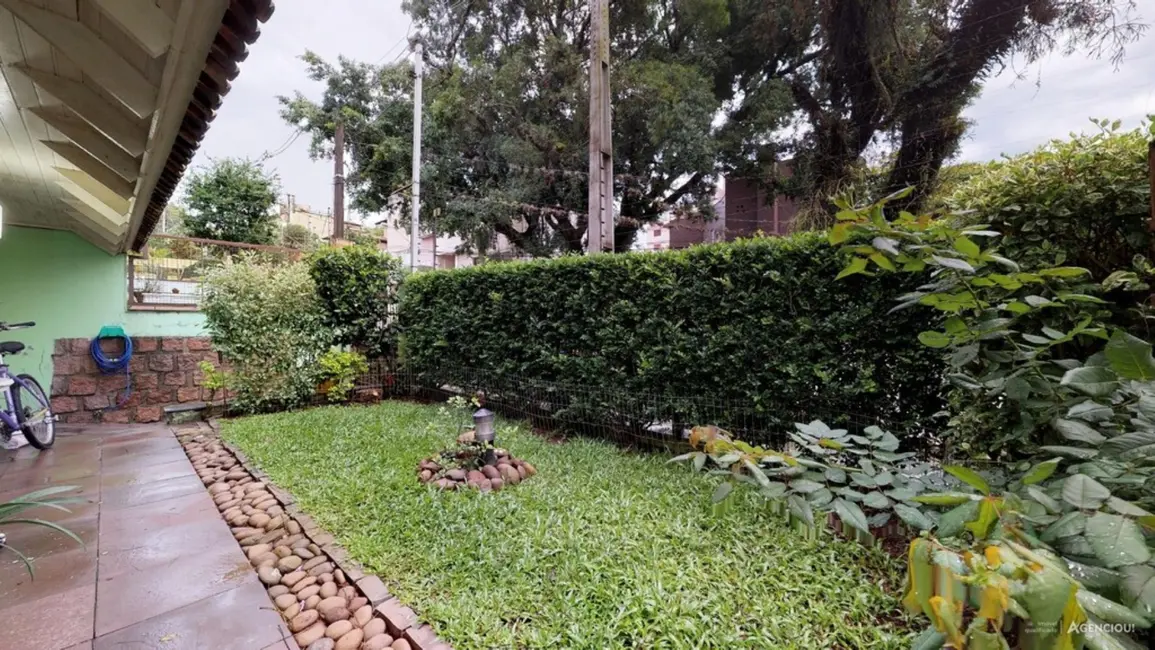 Foto 3 de Casa com 3 quartos à venda, 220m2 em Tristeza, Porto Alegre - RS