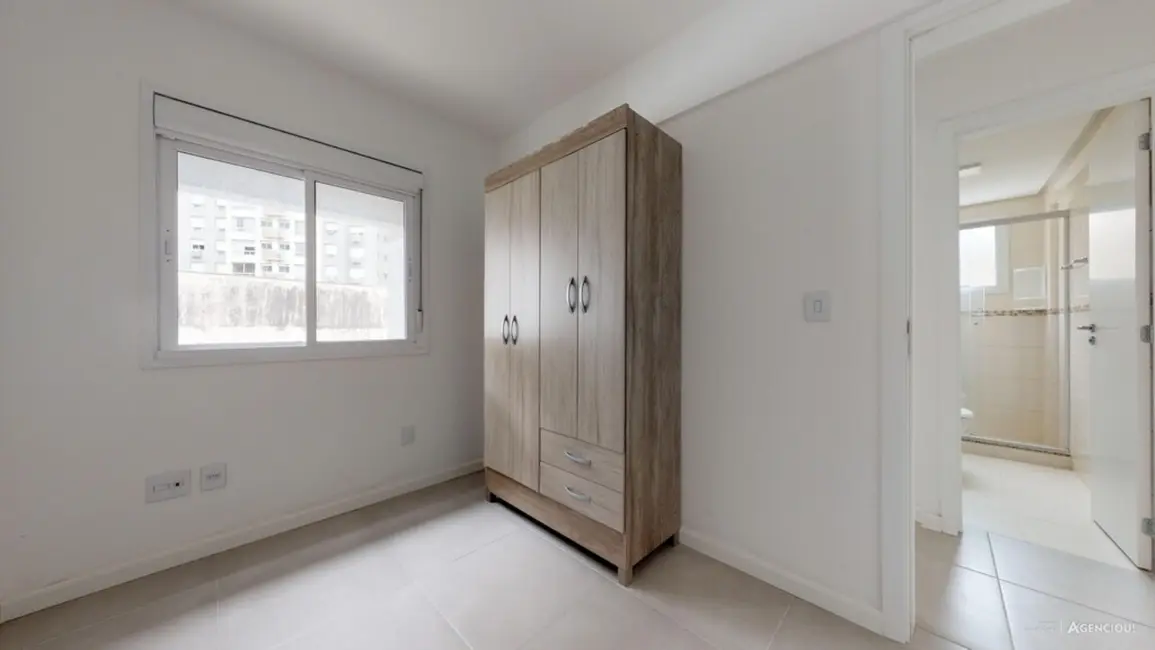 Apartamento com 2 quartos à venda, 61m2 em Partenon, Porto Alegre - RS - imagem 8 Foto 8 de Apartamento com 2 quartos à venda, 61m2 em Partenon, Porto Alegre - RS