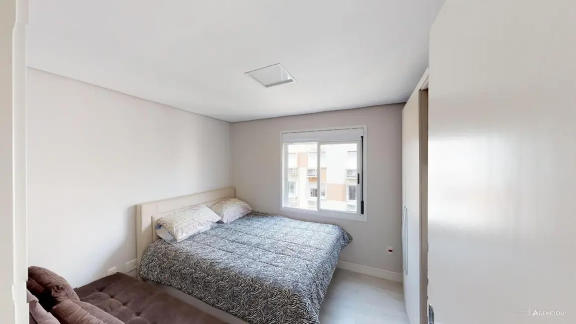 Foto 9 de Apartamento com 2 quartos à venda, 68m2 em Jardim Itu, Porto Alegre - RS