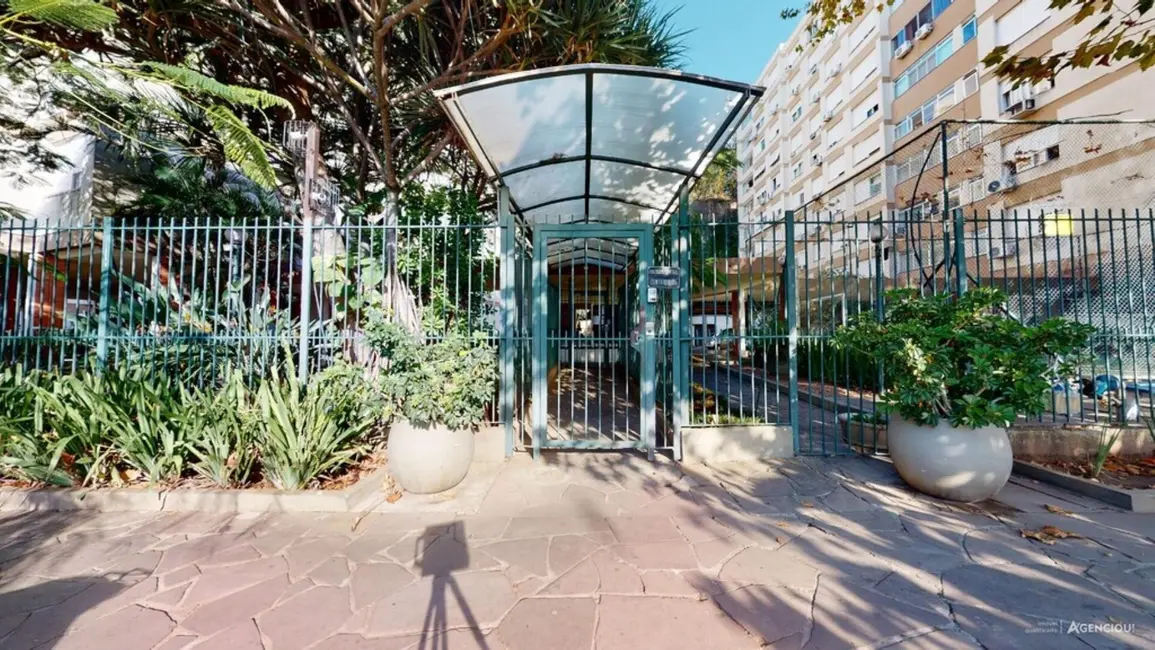 Foto 5 de Apartamento com 2 quartos à venda, 84m2 em Vila Assunção, Porto Alegre - RS