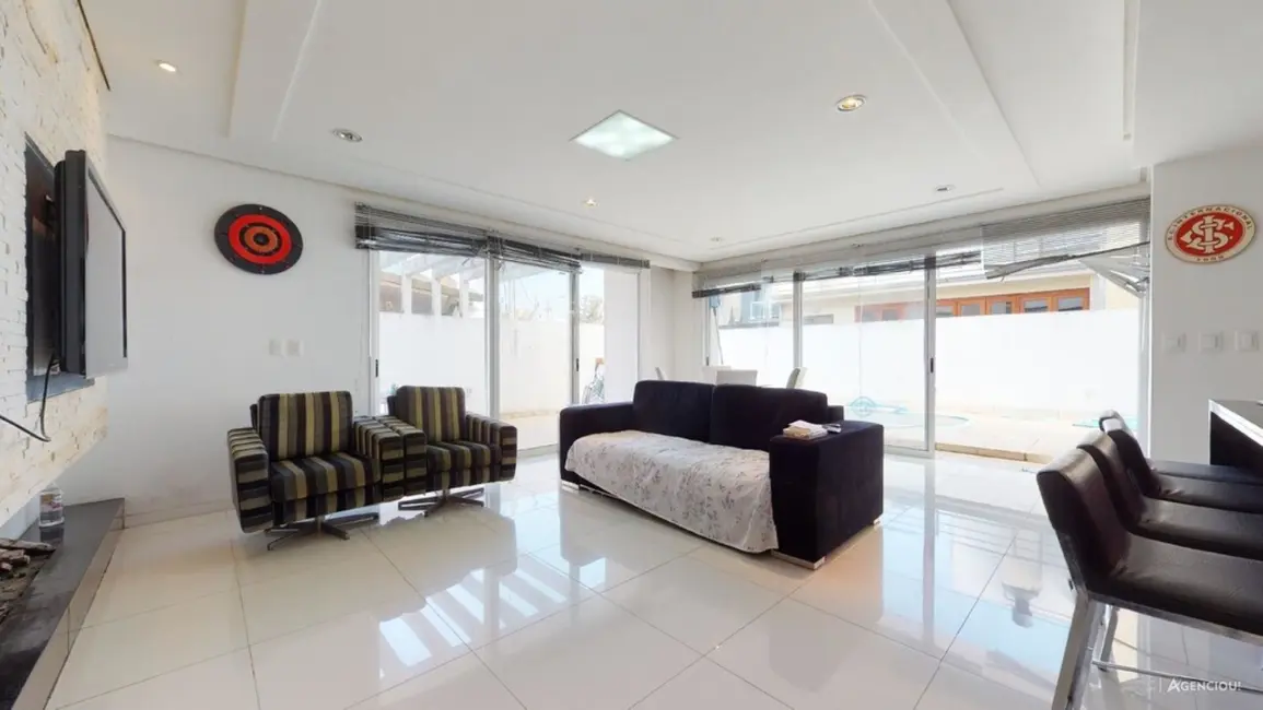 Casa com 3 quartos à venda, 231m2 em Campo Novo, Porto Alegre - RS - imagem 3 Foto 3 de Casa com 3 quartos à venda, 231m2 em Campo Novo, Porto Alegre - RS