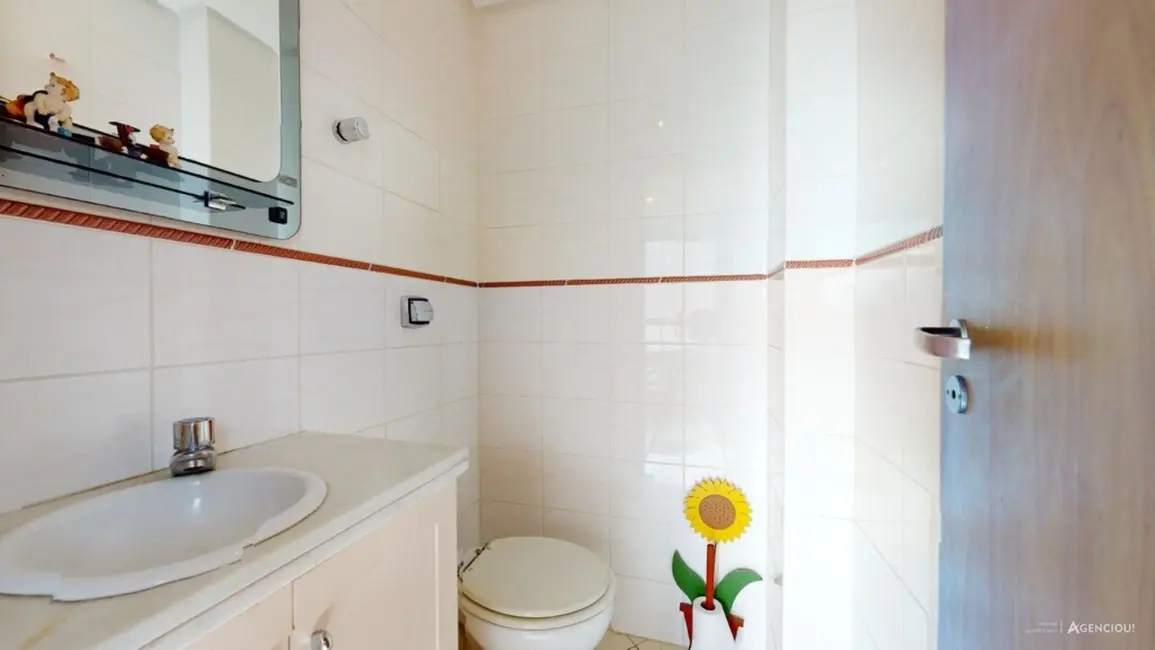 Foto 9 de Apartamento com 3 quartos à venda, 120m2 em Jardim Lindóia, Porto Alegre - RS