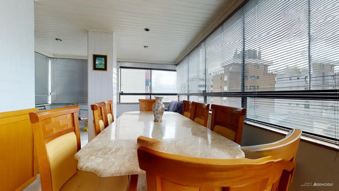 Foto 6 de Apartamento com 3 quartos à venda, 120m2 em Jardim Lindóia, Porto Alegre - RS