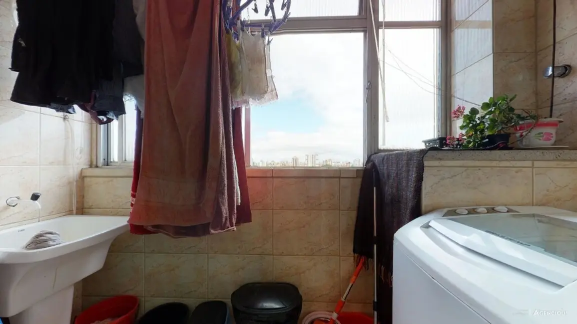 Apartamento com 2 quartos à venda, 70m2 em Praia de Belas, Porto Alegre - RS - imagem 8 Foto 8 de Apartamento com 2 quartos à venda, 70m2 em Praia de Belas, Porto Alegre - RS