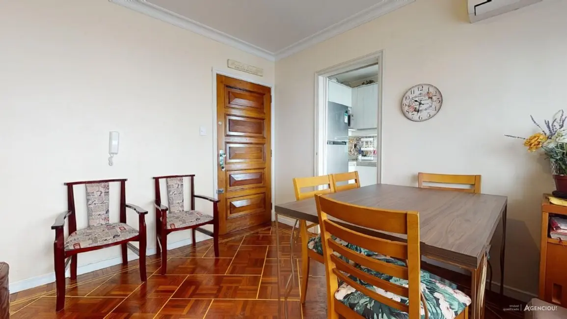 Apartamento com 2 quartos à venda, 70m2 em Menino Deus, Porto Alegre - RS - imagem 9 Foto 9 de Apartamento com 2 quartos à venda, 70m2 em Menino Deus, Porto Alegre - RS