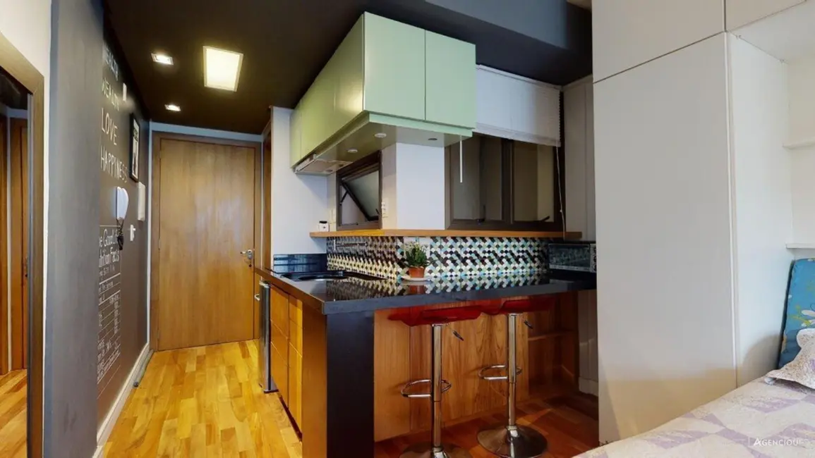 Apartamento com 1 quarto à venda, 30m2 em Centro Histórico, Porto Alegre - RS - imagem 3 Foto 3 de Apartamento com 1 quarto à venda, 30m2 em Centro Histórico, Porto Alegre - RS