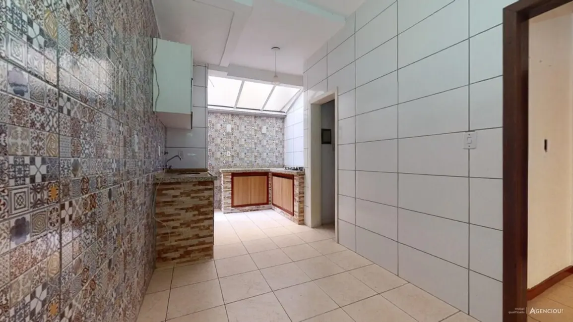 Apartamento com 2 quartos à venda, 64m2 em Menino Deus, Porto Alegre - RS - imagem 9 Foto 9 de Apartamento com 2 quartos à venda, 64m2 em Menino Deus, Porto Alegre - RS