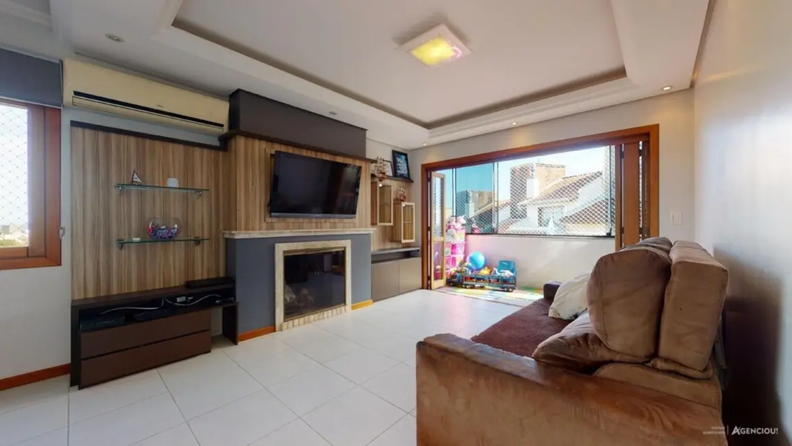 Foto 1 de Casa com 2 quartos à venda, 93m2 em Ipanema, Porto Alegre - RS